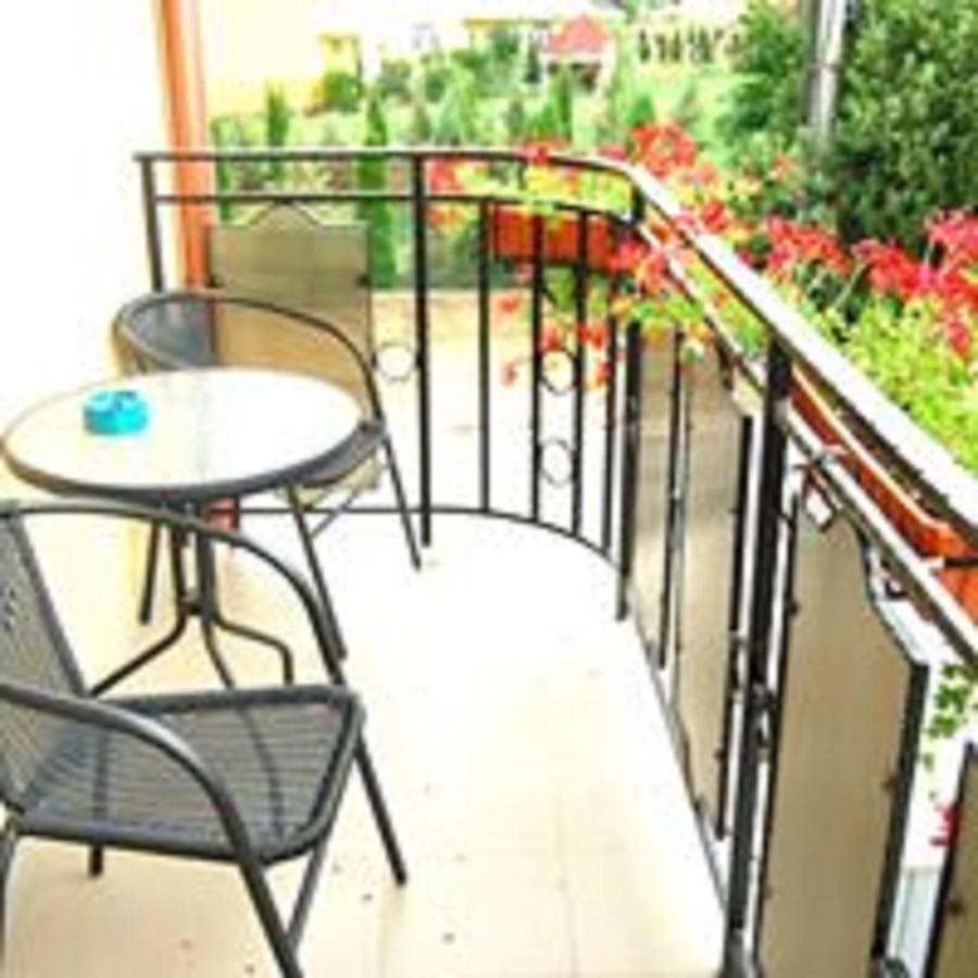 Casa Rad Hotel Sinmartin  Exterior photo